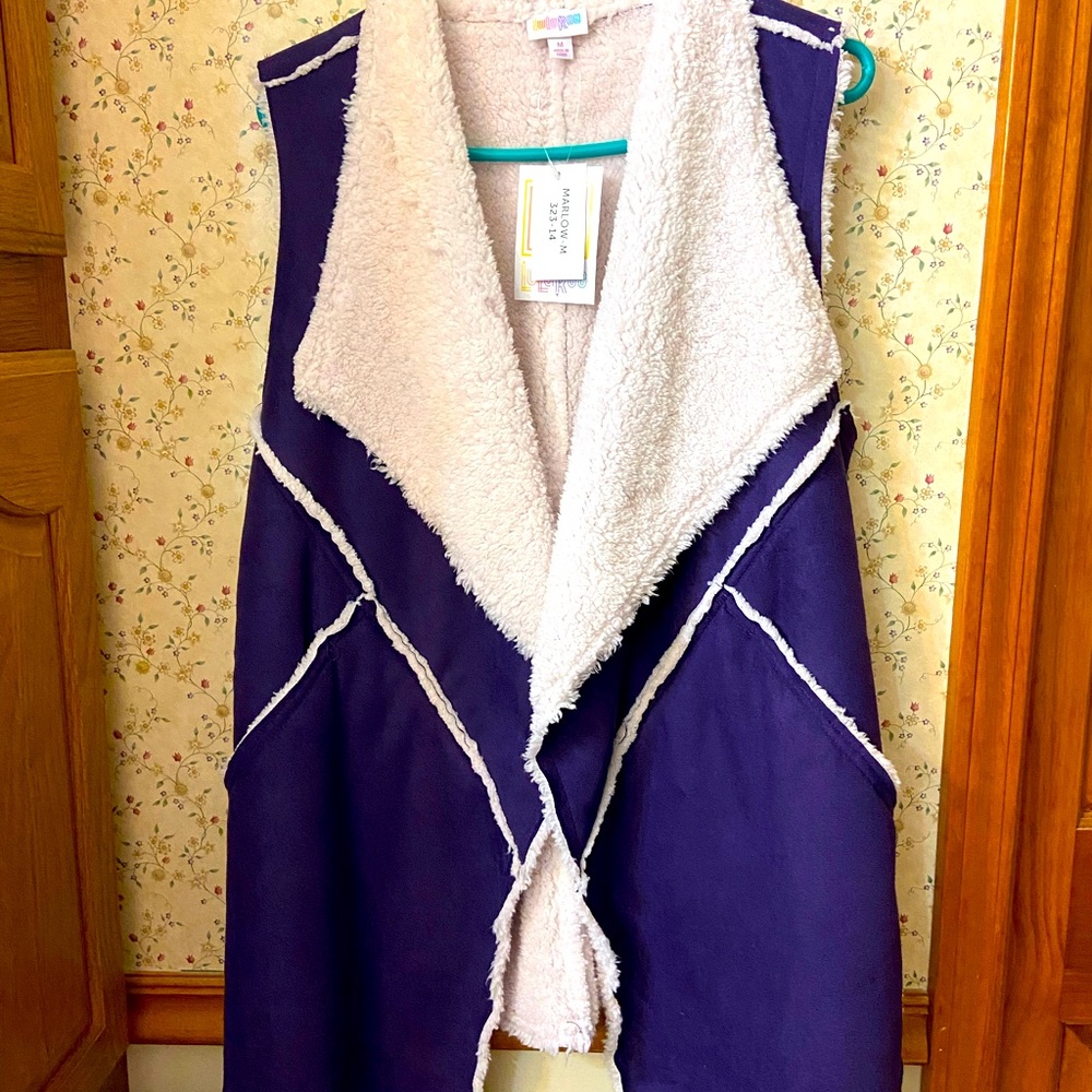 LuLaRoe retired Marlow.
